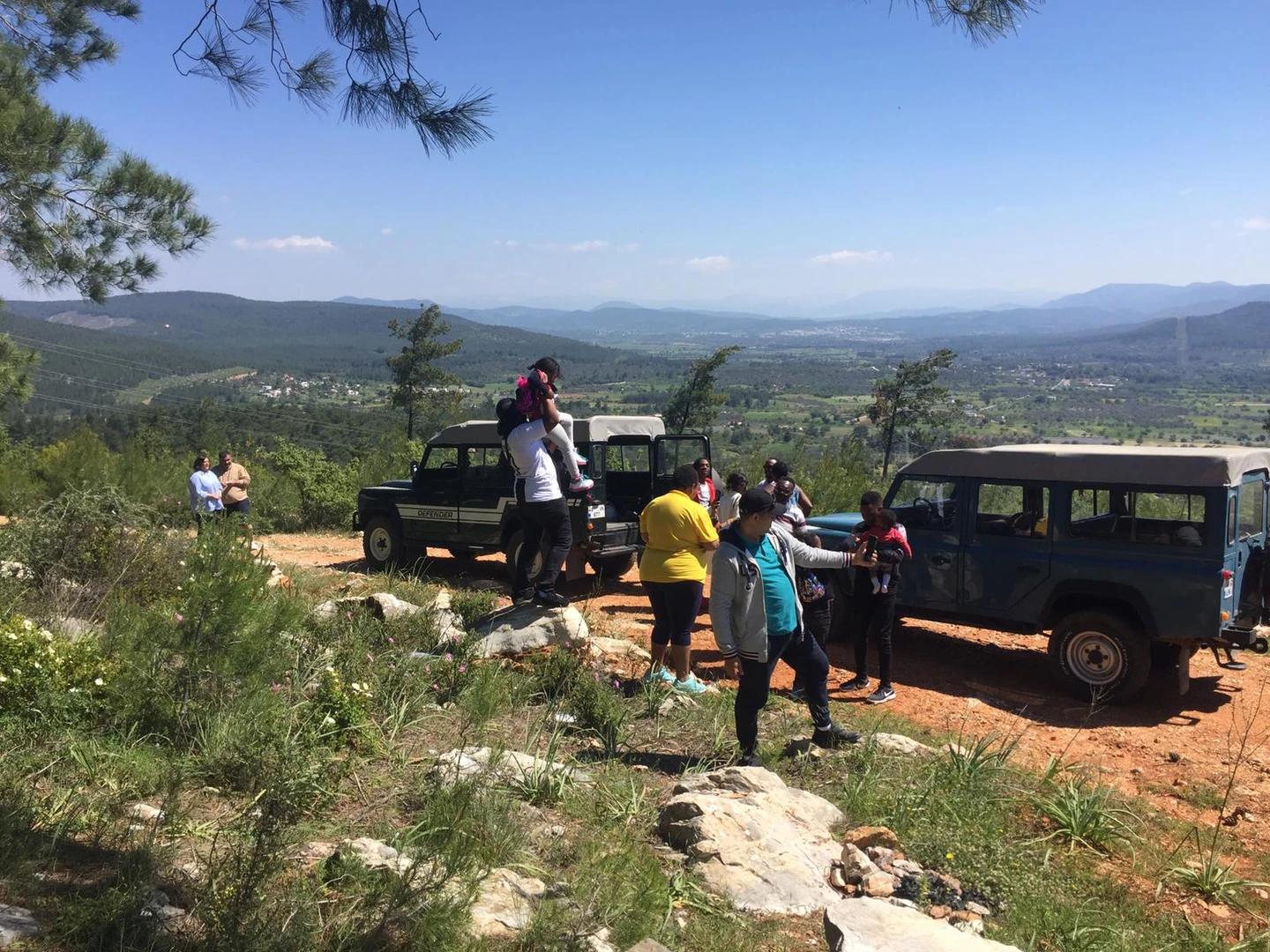 Jeep Safari - 5